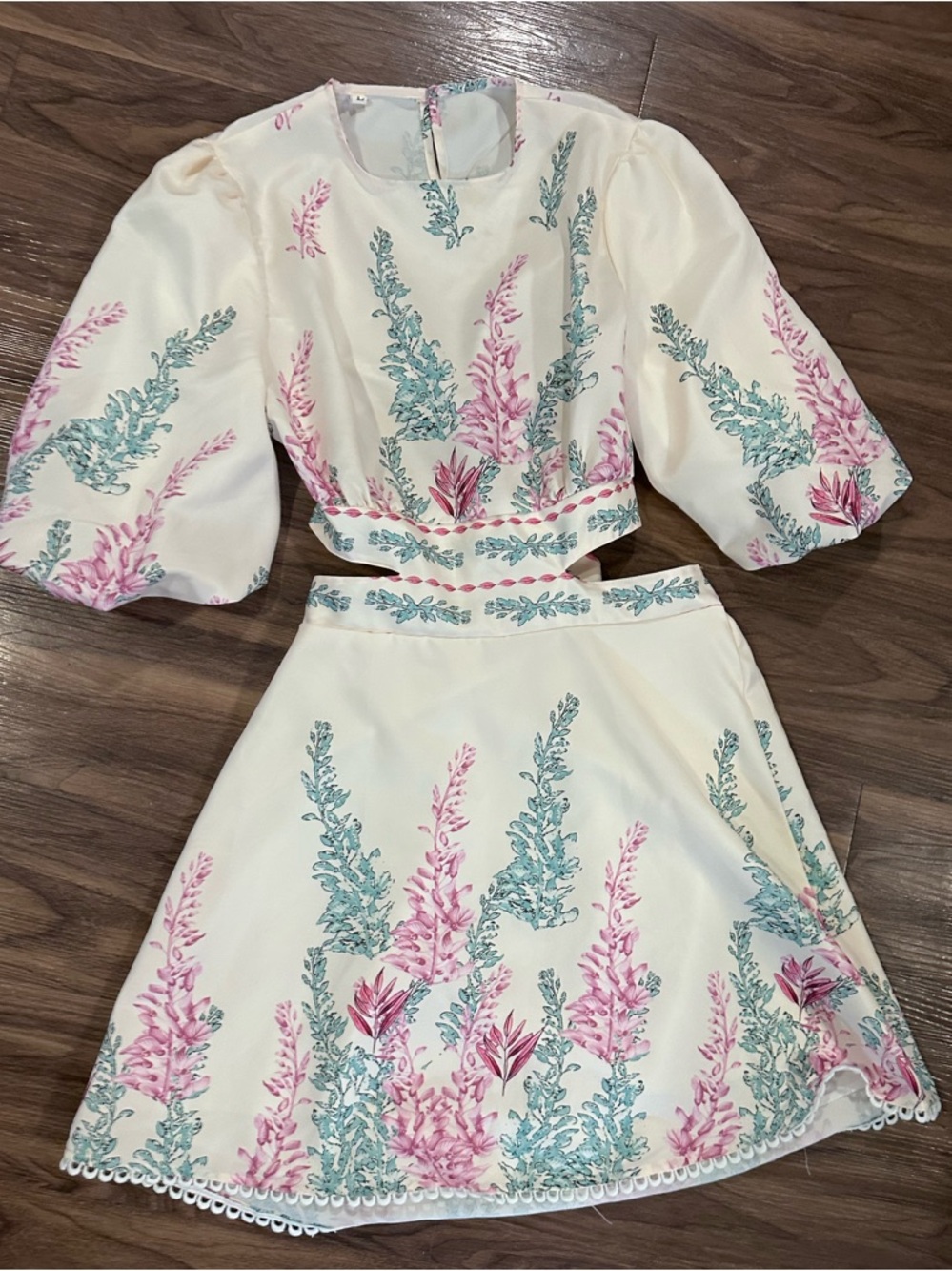 SHEIN Floral Print Beige Cutout Dress For Women Size L Gently Used Runs Small